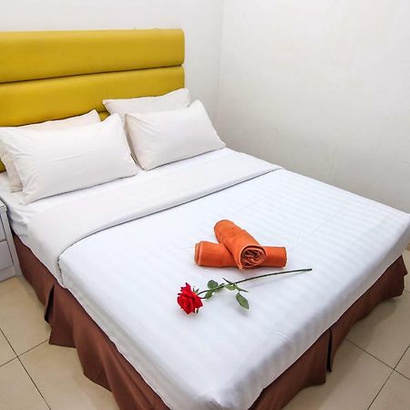 Rose Cottage Hotel Taman Impian Senai Johor Bahru Buitenkant foto