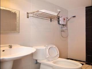Rose Cottage Hotel Taman Impian Senai Johor Bahru Buitenkant foto